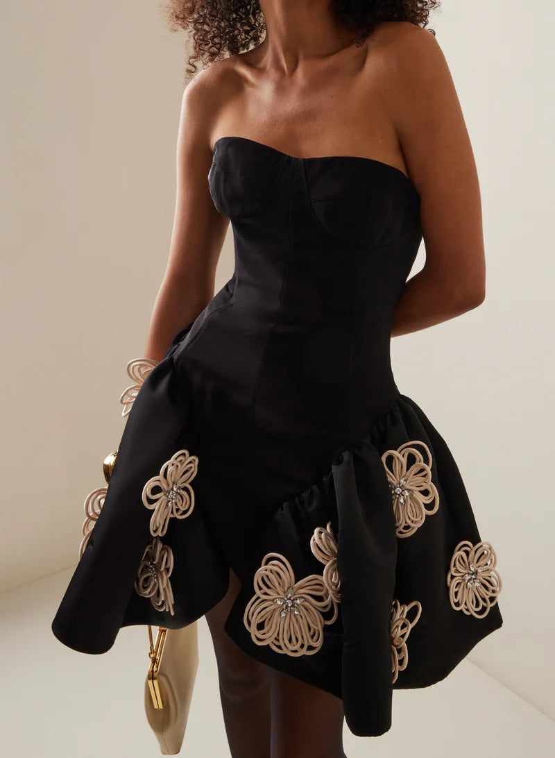 Stunning Strapless Embroidered Dress (Gloves Not Included)