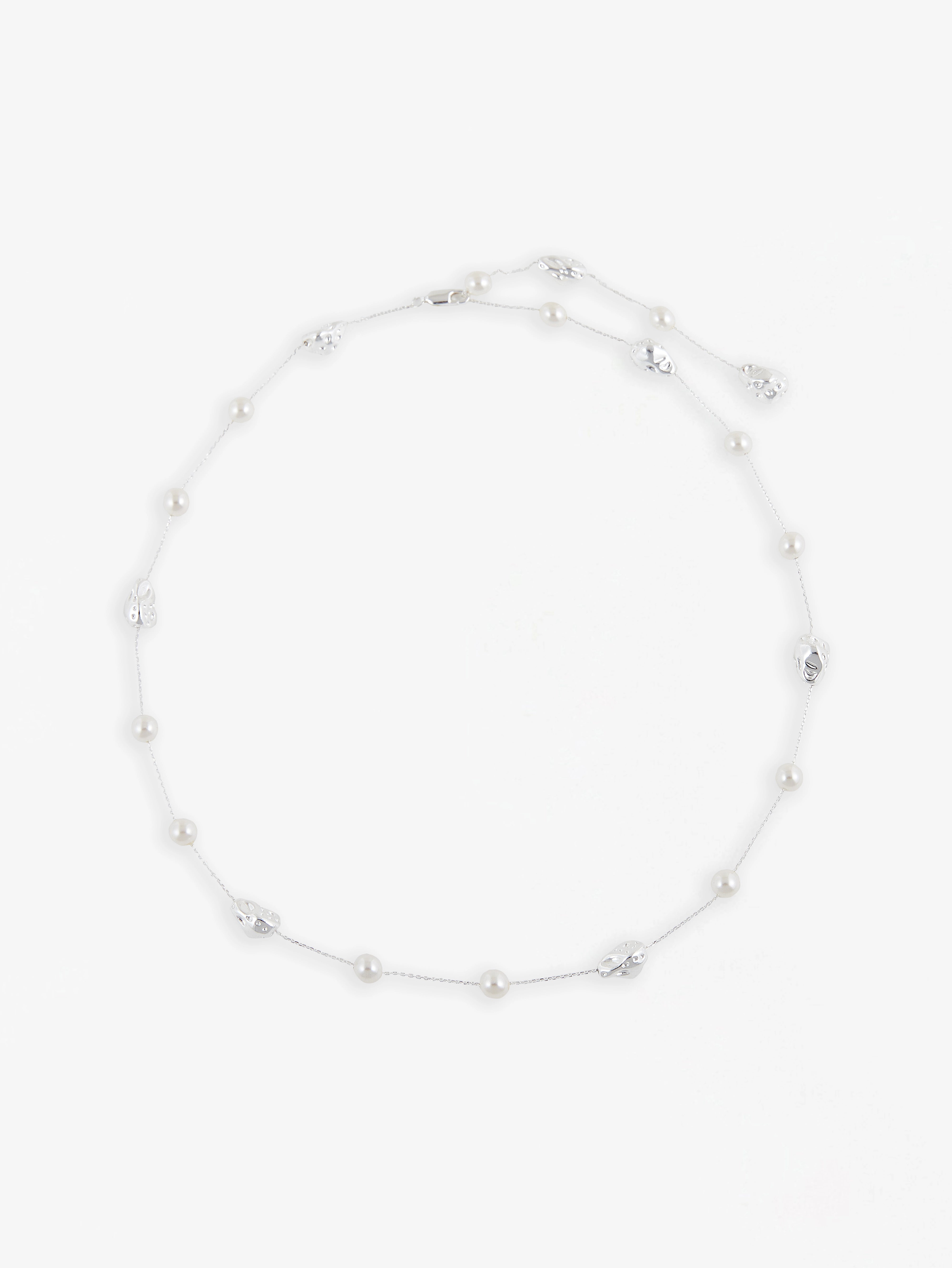 Long Pearl Niche Necklace