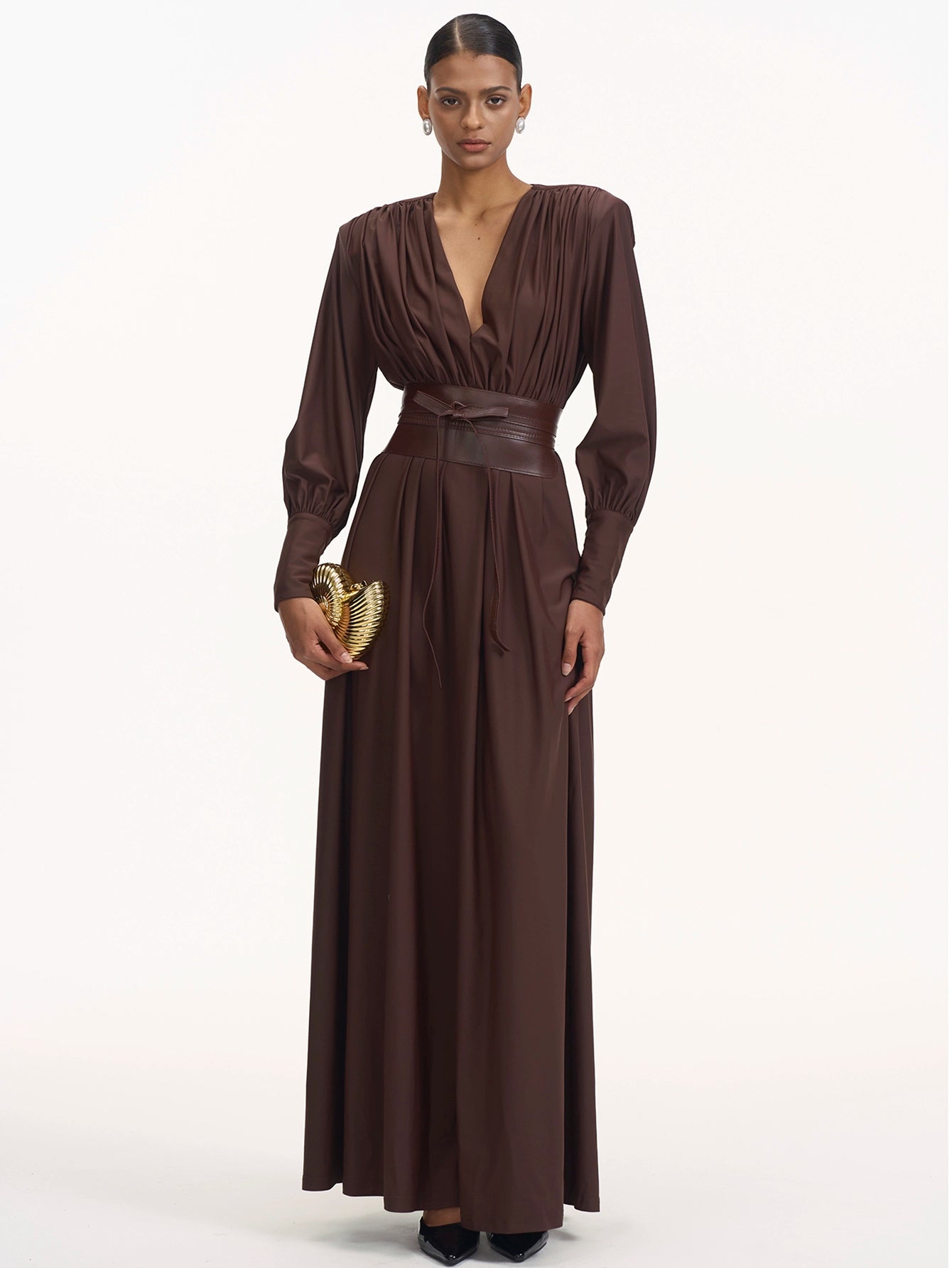 Elegant Long-Sleeved Maxi Dress