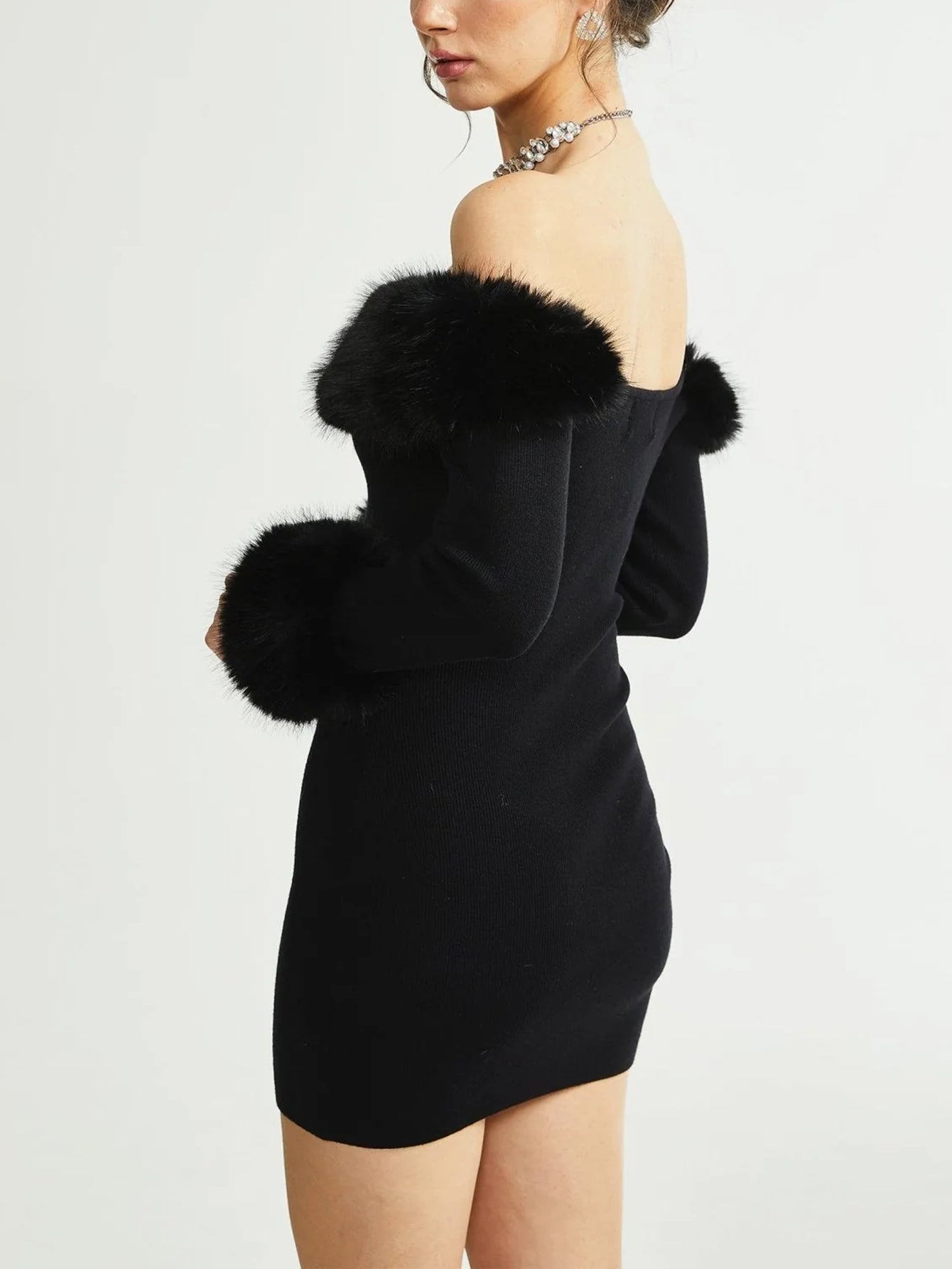 Luxurious Fur Collar Trimmed Dress(Silvia)