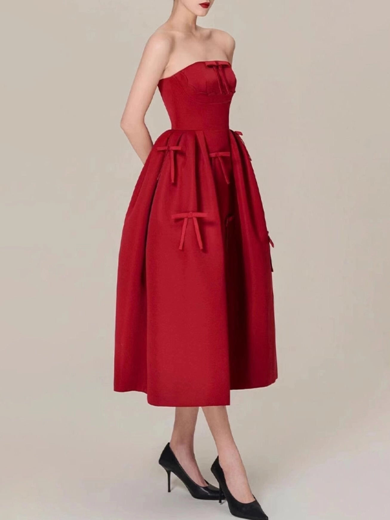 Elegant Bow-Accented A-Line Midi Dress