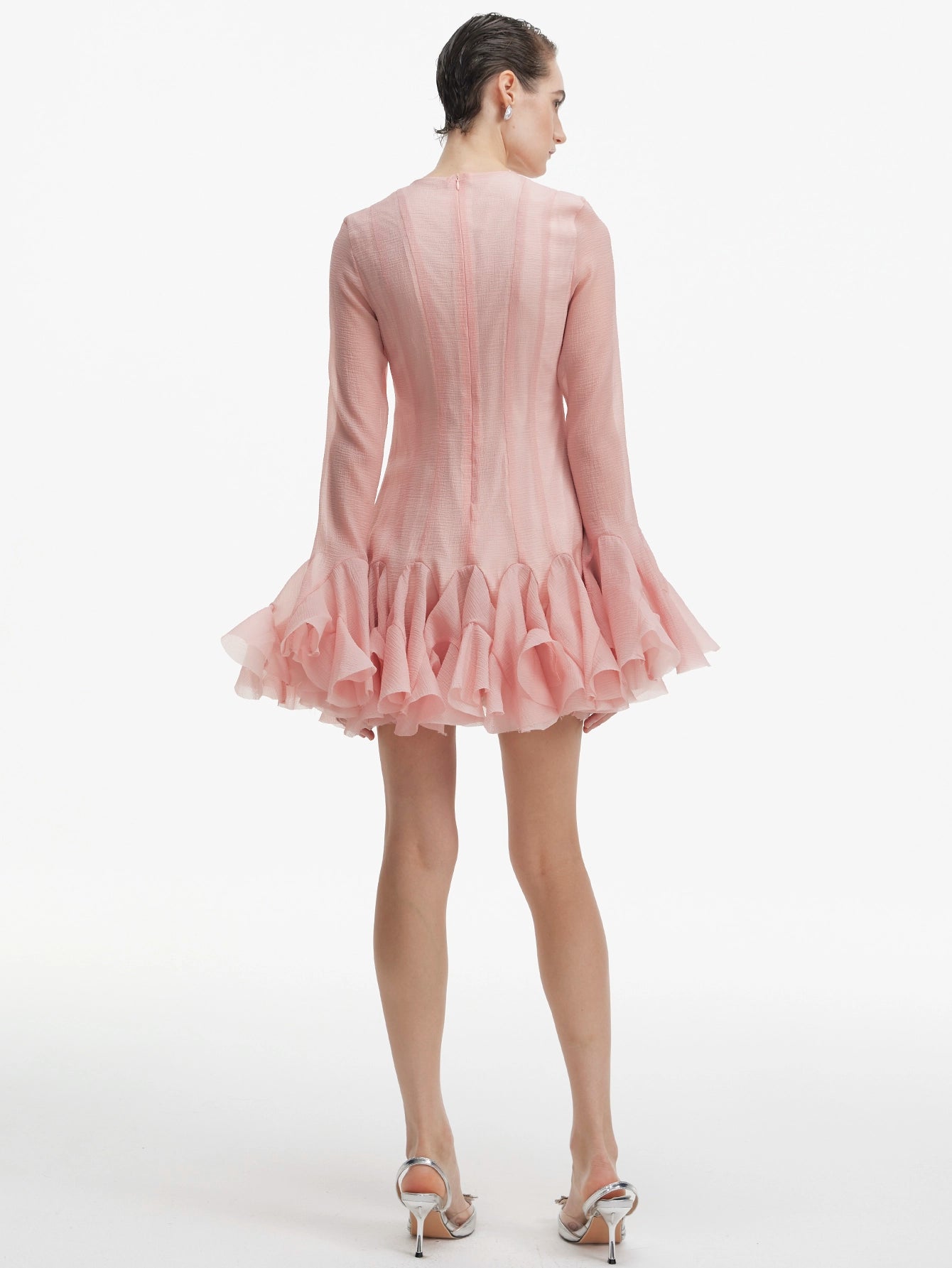 Elegant Ruffle Dress for High-End Events