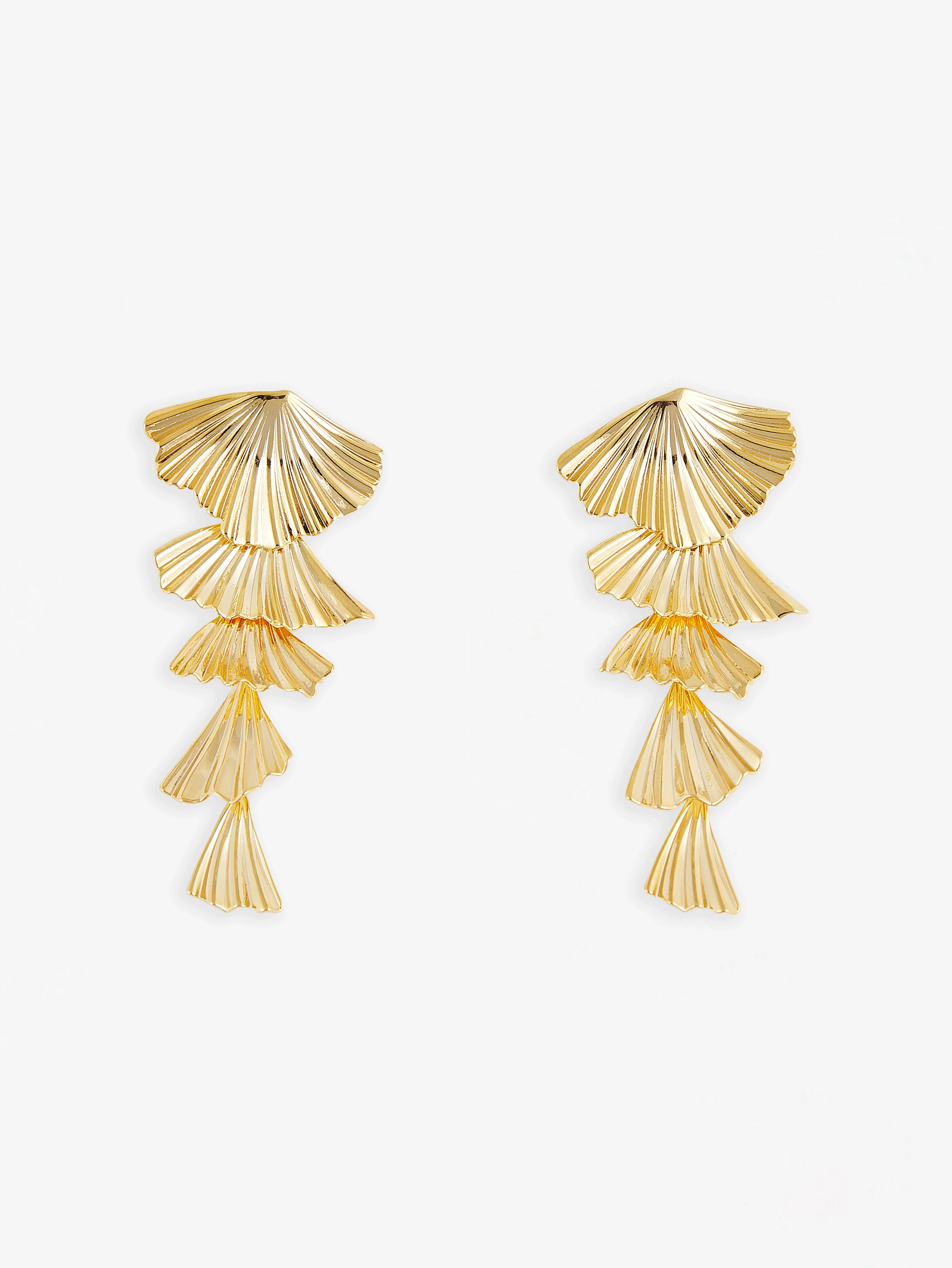 Charming Ginkgo Leaf Pendant Earrings