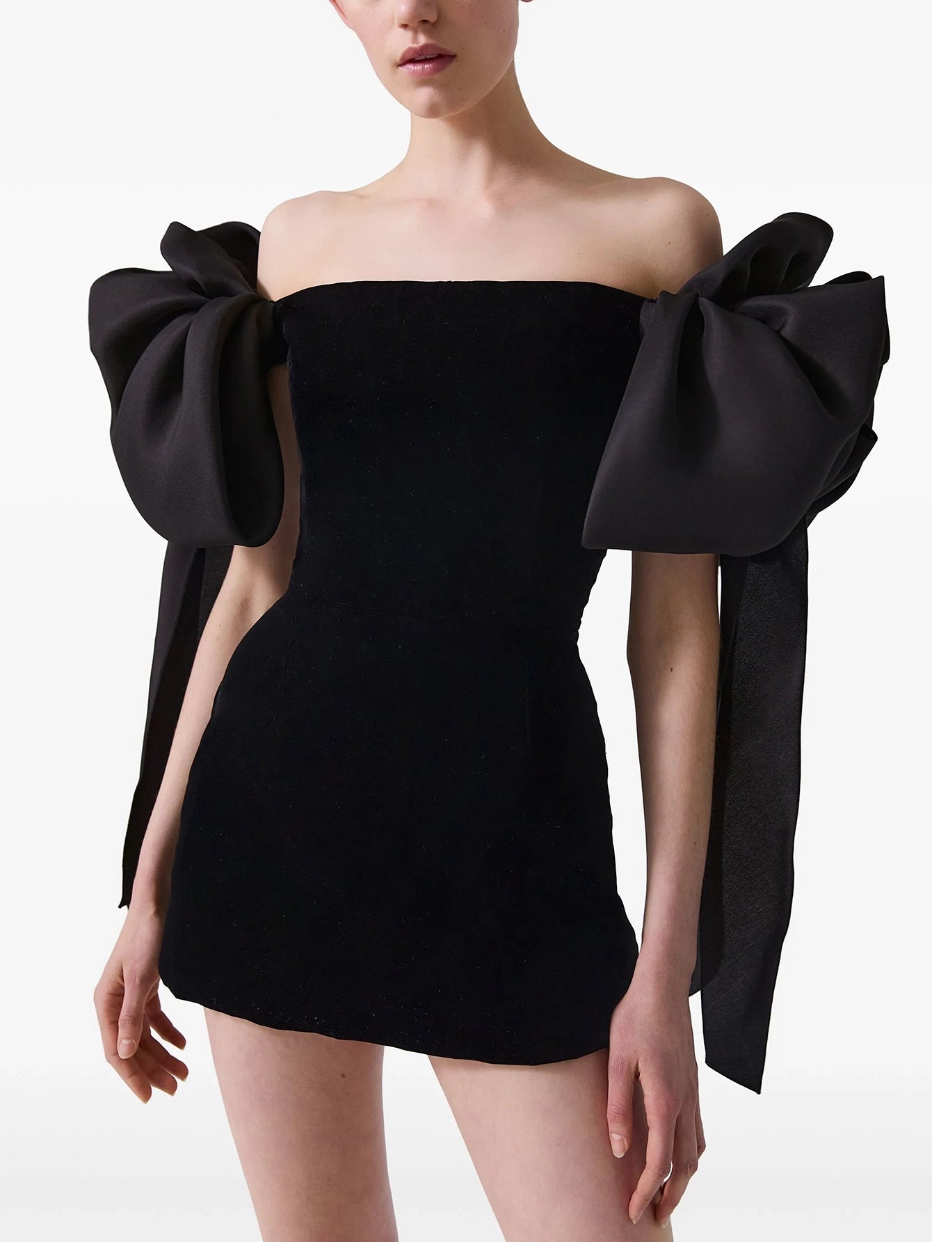 Chic Off-Shoulder Bow Tie Dress