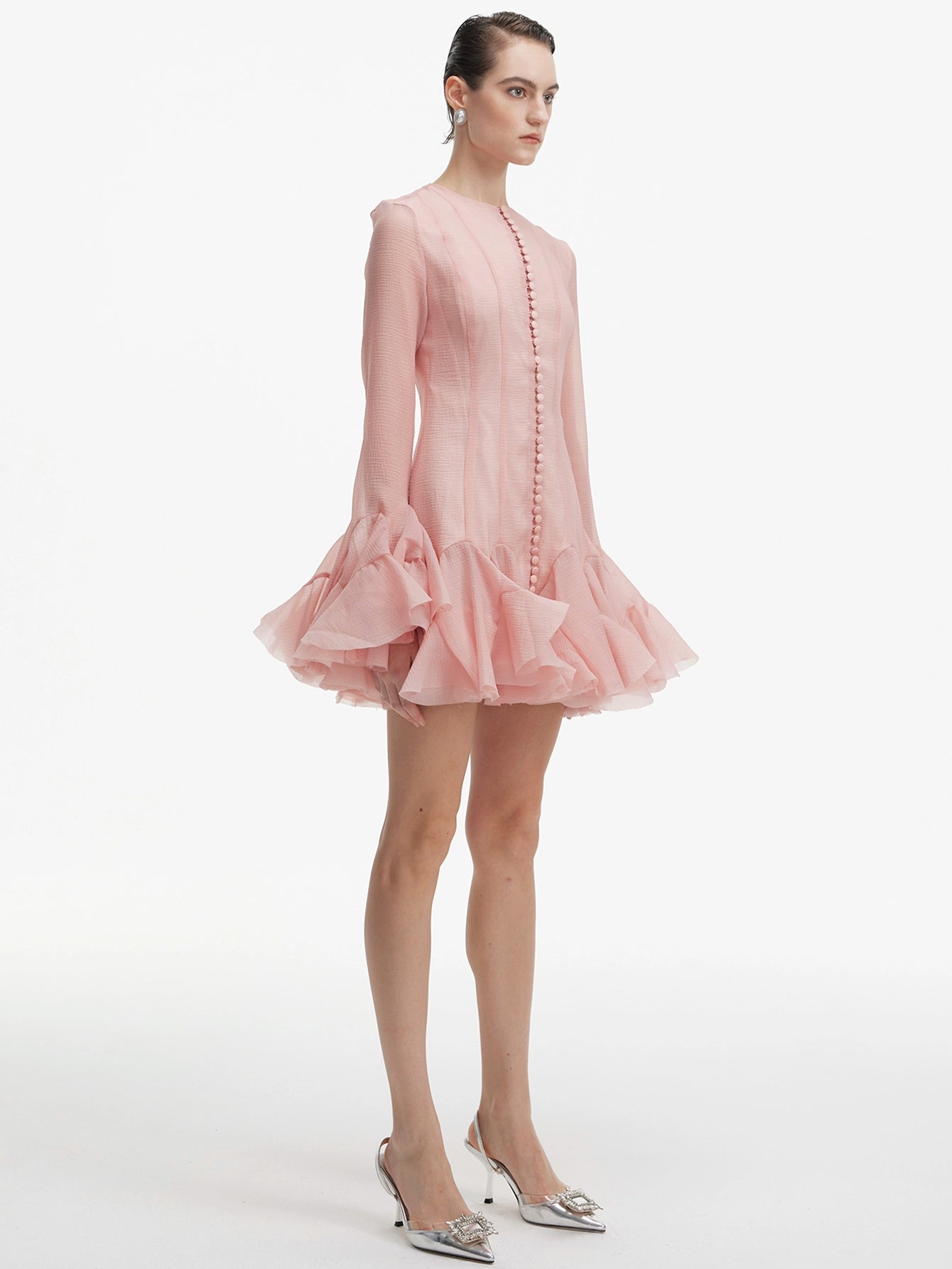 Elegant Ruffle Dress for High-End Events