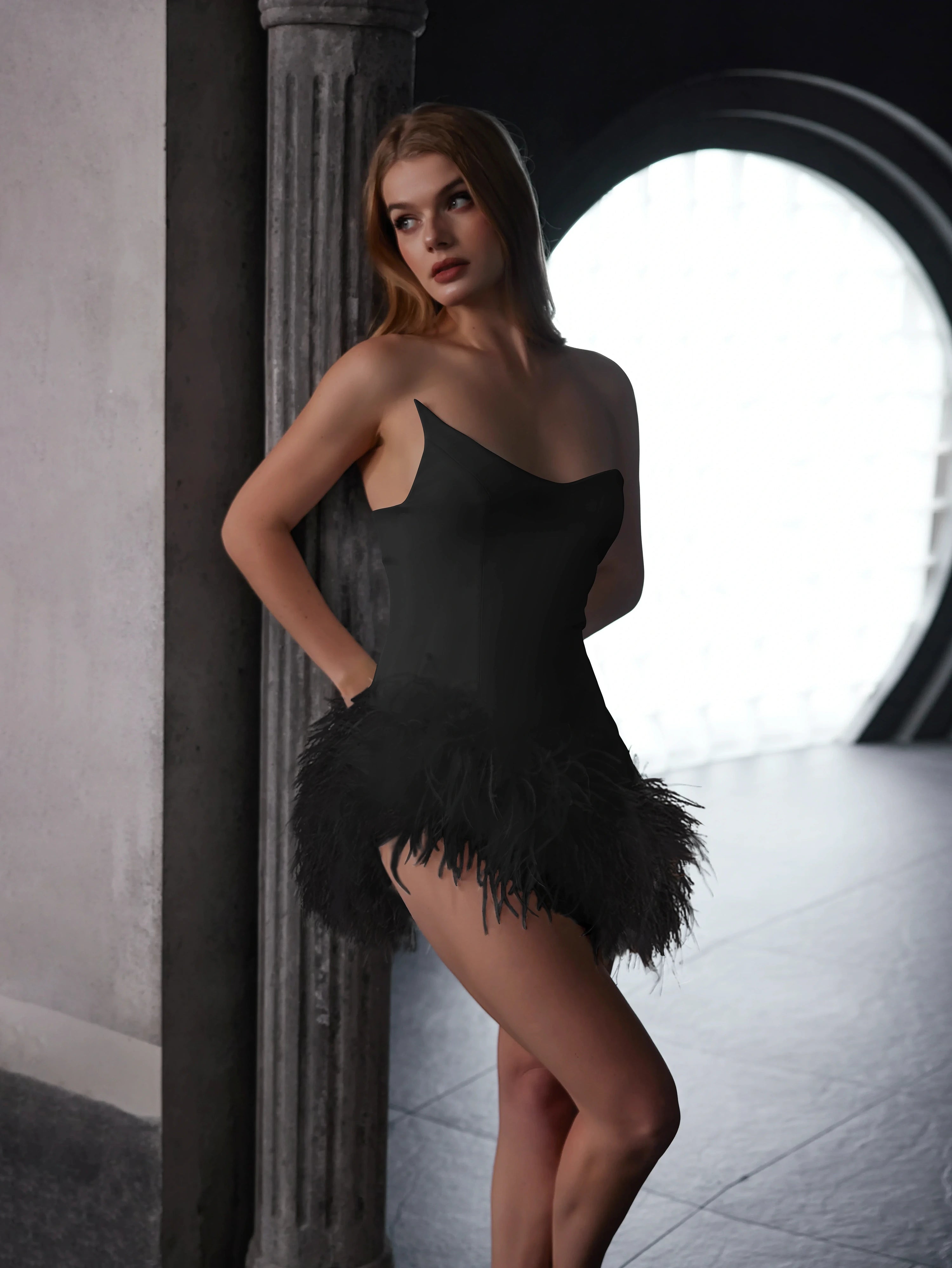 One Shoulder Elegant Corset Feather Super Mini Skirt