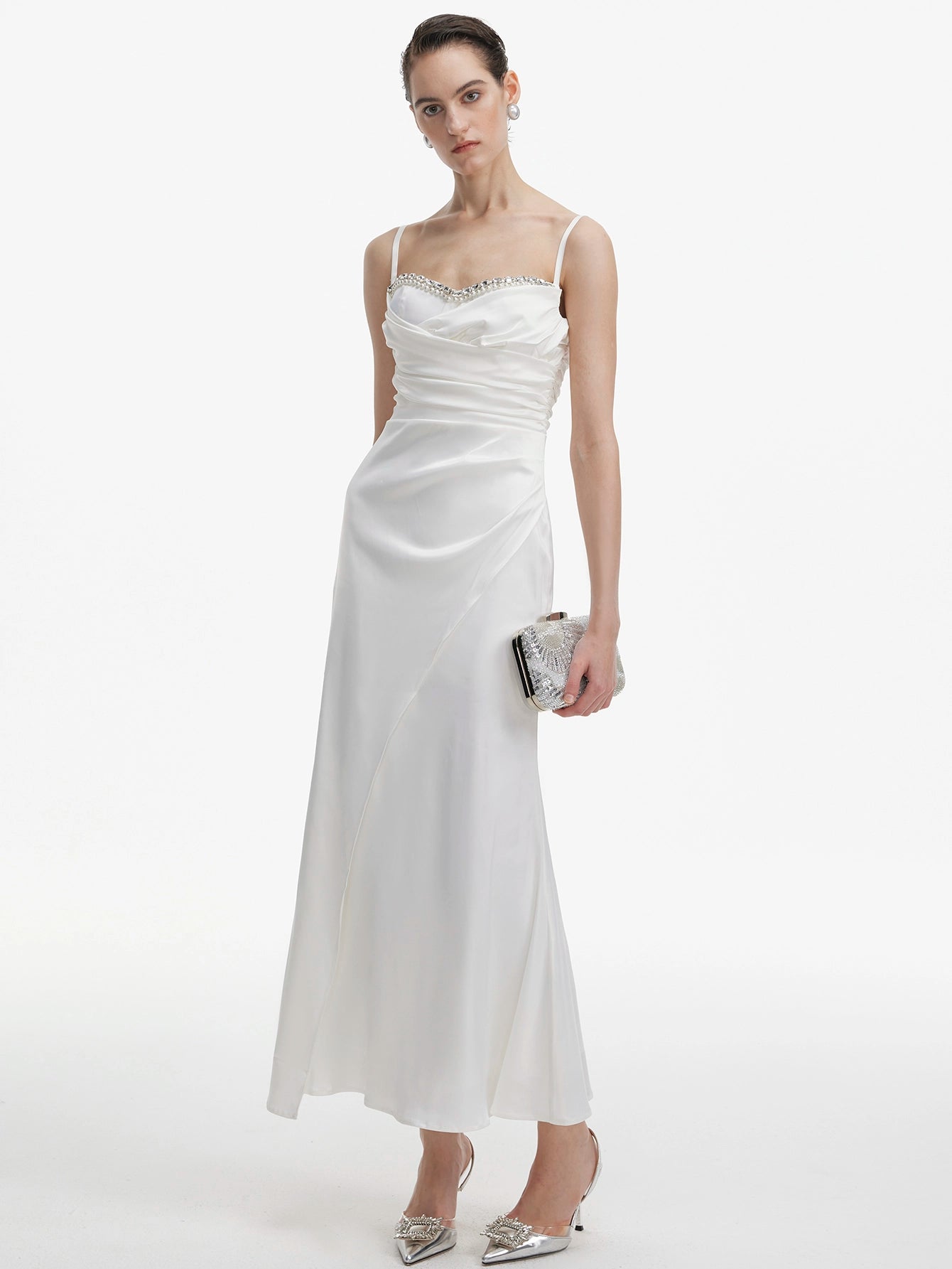 Elegant Satin Gown for Formal Events