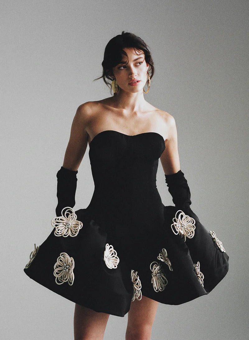 Stunning Strapless Embroidered Dress (Gloves Not Included)