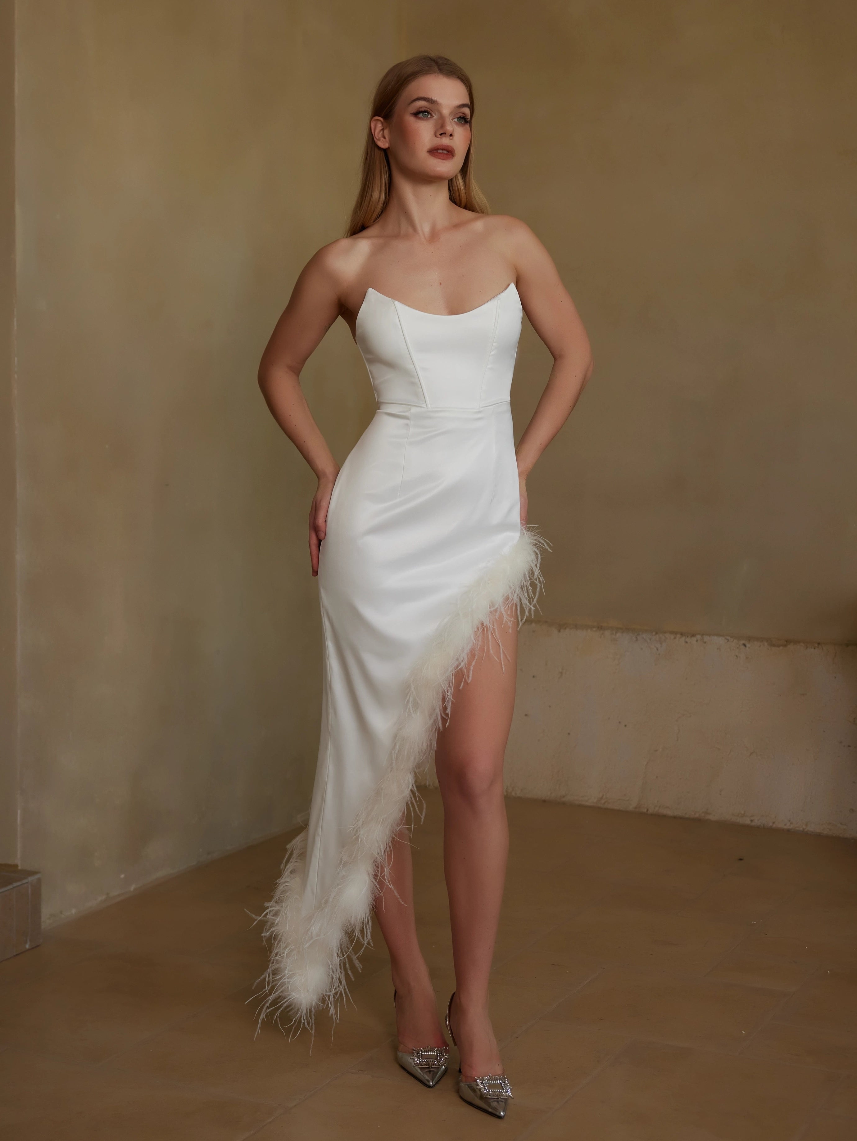 Elegant Feather Trim Strapless Dress